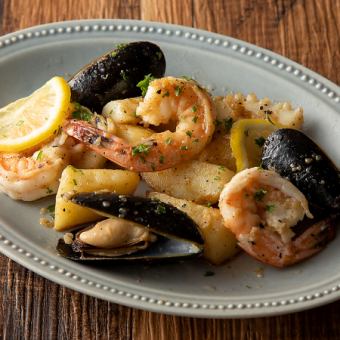 sautéed seafood with garlic