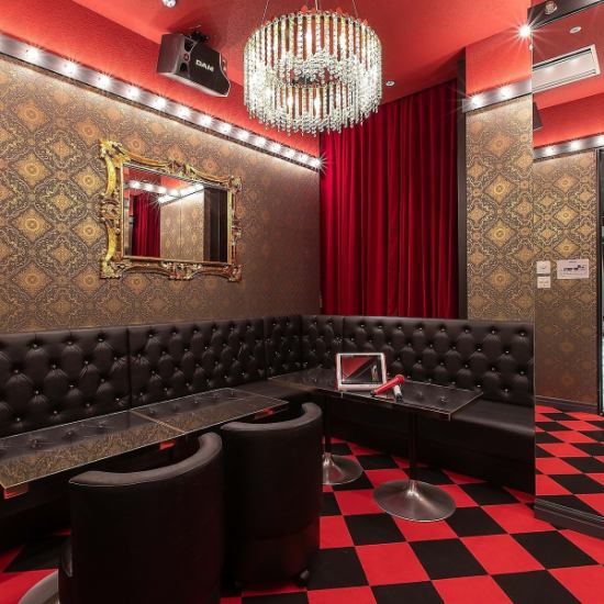 We can accommodate up to 15 people! We have private rooms perfect for parties with friends.