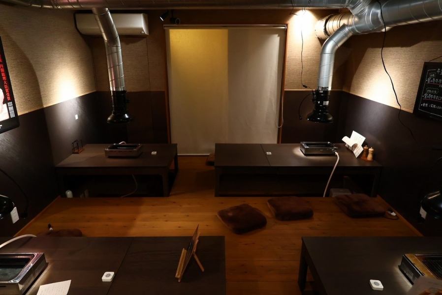≪和モダンでしっとり落ち着く空間を演出◎≫ご家族様の食事会や接待・会食などのおもてなしの席に相応しい、ゆったり寛げる「掘りごたつ席」もございます。両家の顔合わせや各種記念日、会社規模のご宴会にも使いやすく、特別なひとときを和の空間がしっとりと彩ります。牛皇で、大切な方との素敵な時間をご満喫ください。
