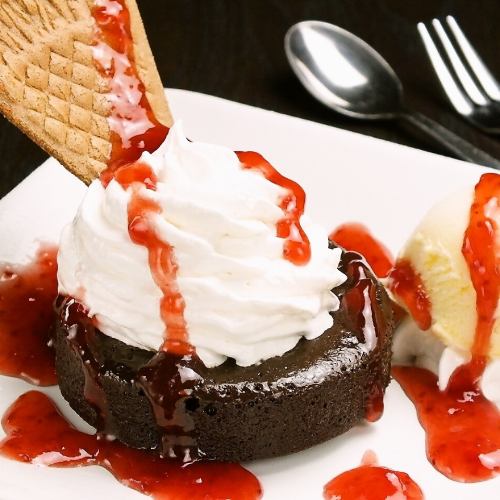 Fondant chocolate ~ served with vanilla ice cream ~