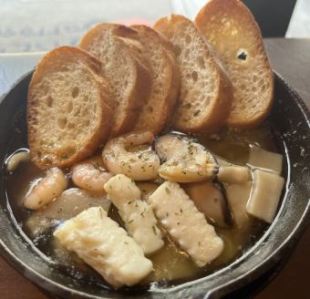버섯과 새우 아히조