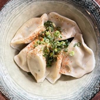 もっちり水餃子さっぱりポン酢仕立て