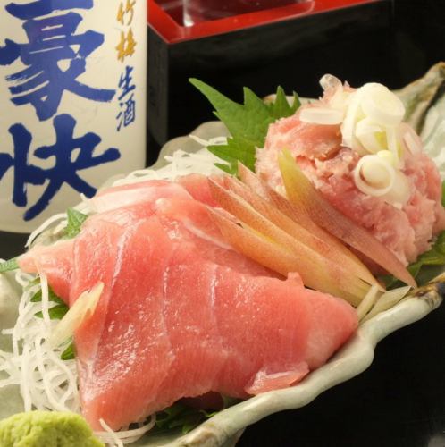 Luxuriously enjoy seafood for lunch ♪ Sashimi set meal!!