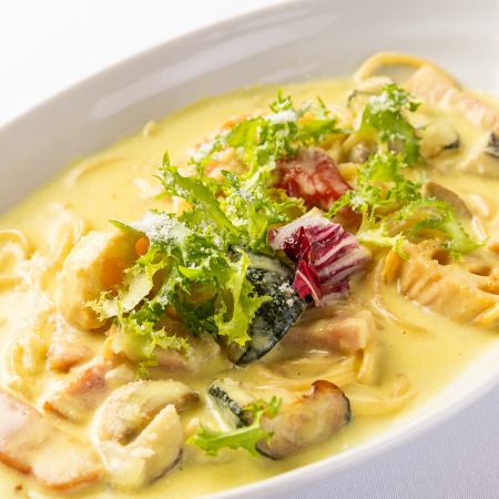 ベ－コンとごろごろ野菜のカレ－クリ－ムパスタ　セット