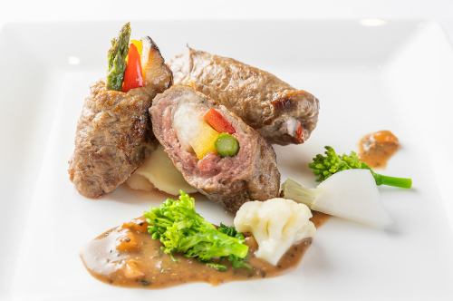 牛ロースの野菜巻きソテ- バルサミコとトマトのソース セット