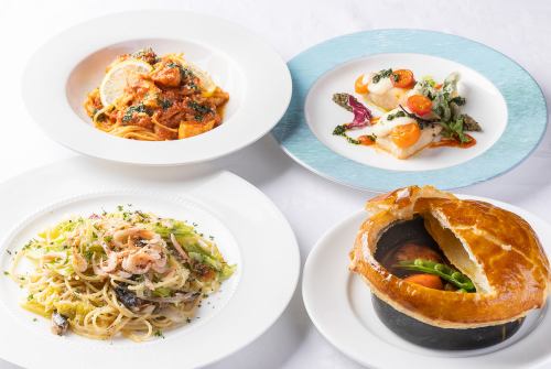 ランチは11:30～15:00(L.O.14:30)。