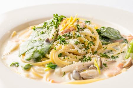 銀鮭とほうれん草のレモンクリームパスタ　セット