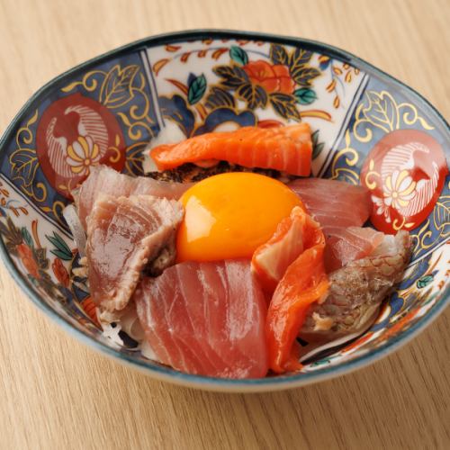 海鮮Yukke