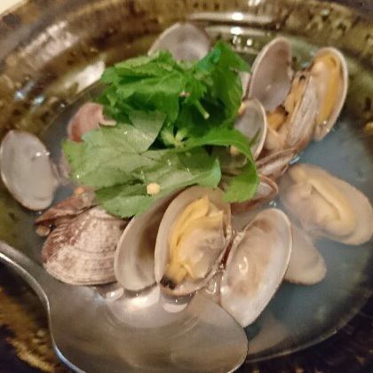 Meat tofu/Sake-steamed clams or butter