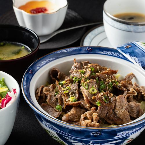 黒毛和牛焼肉丼