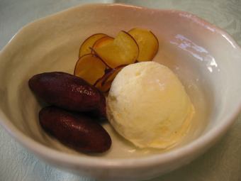 红薯和香草冰淇淋
