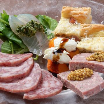 ４年間の修行で培った経験を活かしご提供してます♪