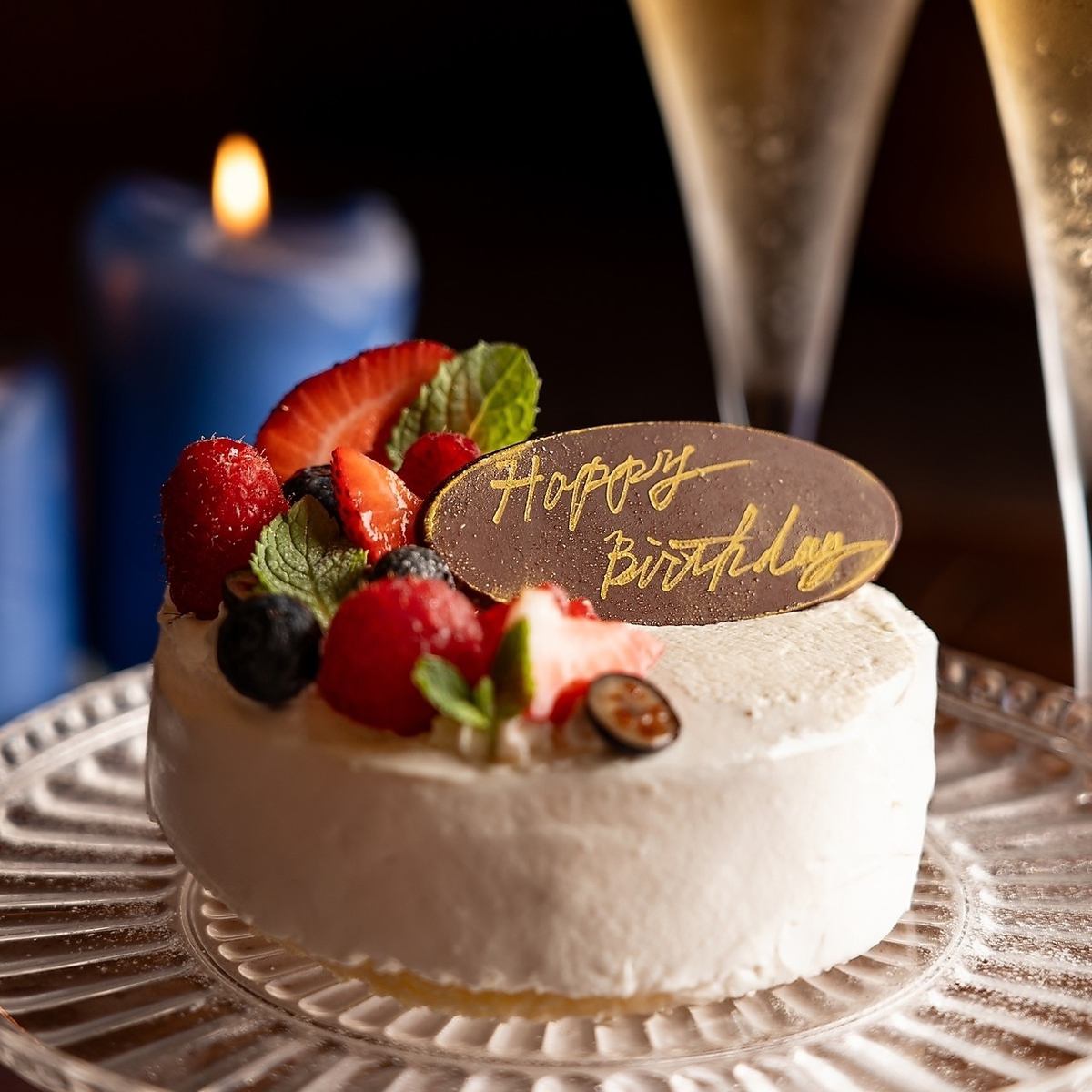 コース利用のお客様に名前入バースデー・記念日プレートをご用意