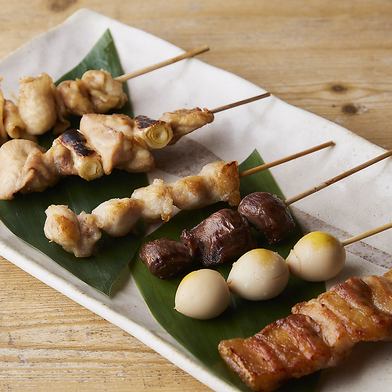 Charcoal grilled yakitori prepared by a professional.It's sure to be a blissful treat!