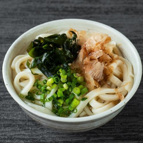 最后以汤乌冬面收尾。