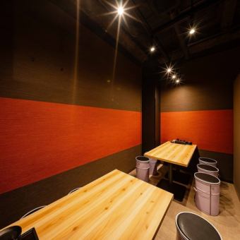 If you want to enjoy a lively atmosphere, come to our store!
