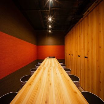 5 minutes walk from Osaka Station! Spacious private room for 4 people! Same-day reservations are also possible! Perfect for impromptu drinking parties ◎