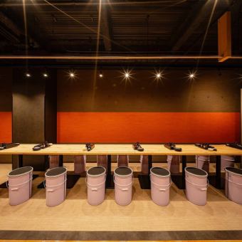 A relaxing private room for adults. Can accommodate 6-8 people. We can also accommodate banquets for medium-sized parties, so please feel free to contact us!
