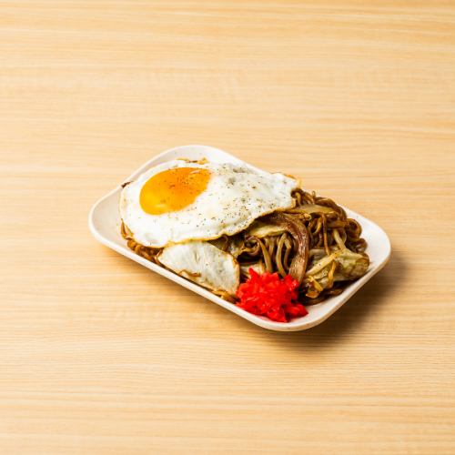 Yakisoba (fried noodles) from a food stall