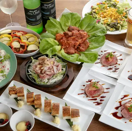 【2026夏季宴会套餐】我们的特色菜!萨摩知兰鸡的美味烤鸡腿 5000日元 ⇒ 4500日元(含税)