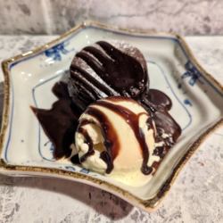 Fondant au Chocolat with Vanilla Ice Cream/Sweet Potato Honey Stick