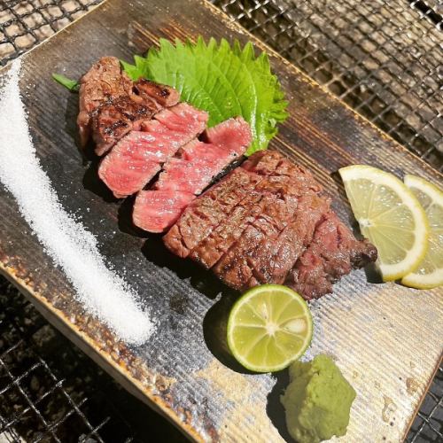 極上和牛ヘレ炭火焼き