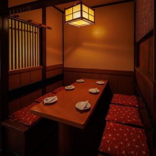 《中人数様向けBOX席》【4名様から6名様】広々としたテーブル席でお食事をお楽しみください。