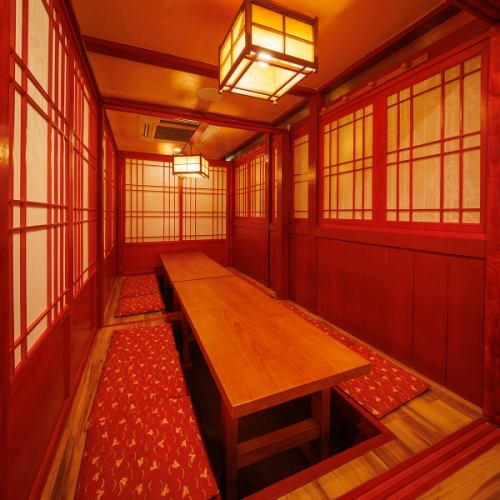 【8名様から10名様】プライベートな空間の掘りごたつでお寛ぎいただけます。