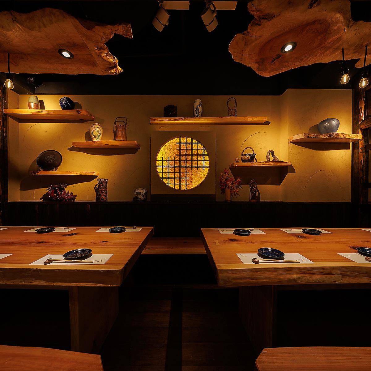 臨場感・高級感溢れる雰囲気抜群の空間お楽しみください♪