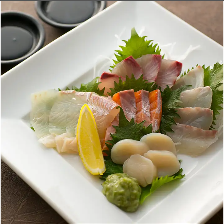 Enjoy fresh seafood dishes! Perfect as a drink accompaniment!