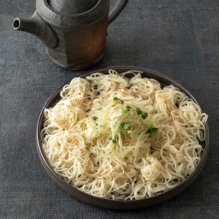 薬味たっぷり出汁そうめん