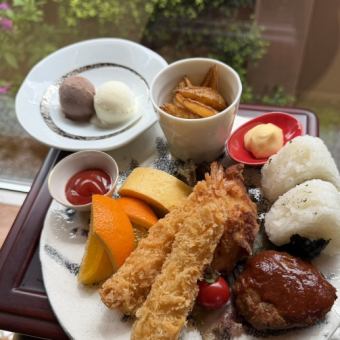 お子様ランチ(おにぎり付き)2500円(税込)