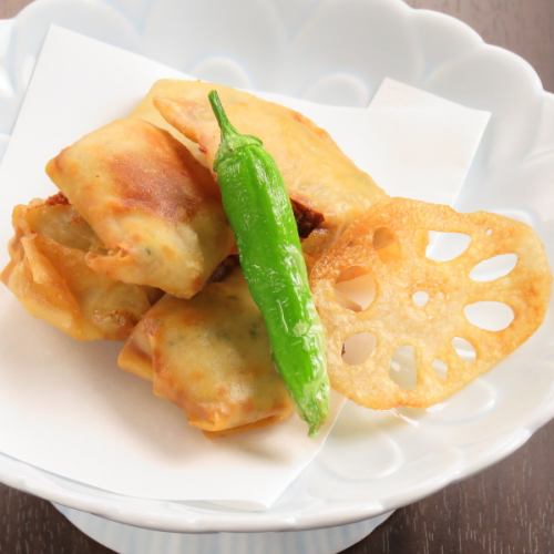 Deep-fried natto and blue cheese wonton