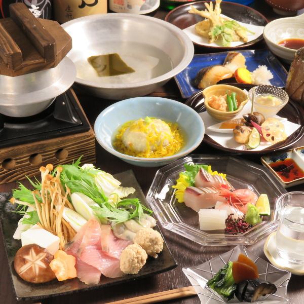 <<宴會和女生聚會♪>> 冬季推薦火鍋套餐/ 4500日元（不含稅） ◆ 主菜是海鮮yosenabe！