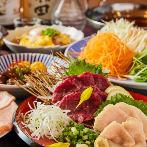 【九州各地の郷土料理を堪能】熊本名物馬刺しや福岡胡麻カンパチなどお酒に合う名物料理がたくさん◎
