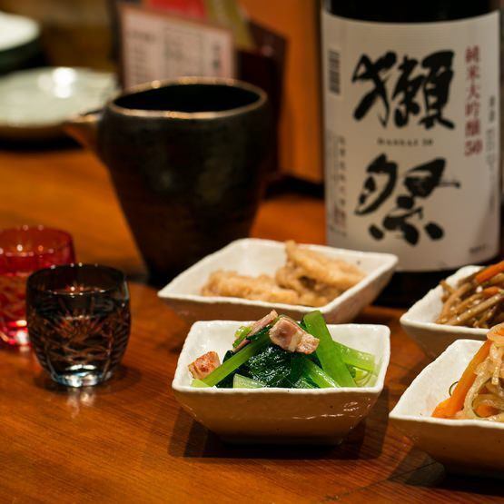 Seasonal sake and creative Japanese food / sake side dishes