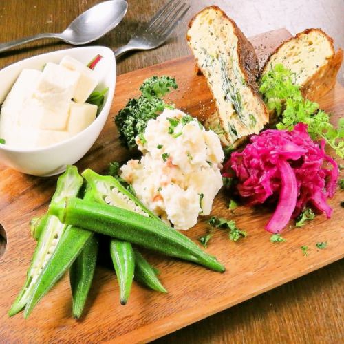 Enjoy fresh seasonal ingredients casually♪