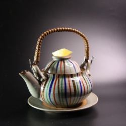 Matsutake mushroom earthenware pot