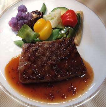 黒毛和牛サーロインステーキステーキランチ（魚料理付いてません）