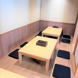 There are also tatami mats where you can relax.Ideal for company drinking parties and dinner parties with friends.It is also a space where families with children can enjoy meals without worrying about the height of the chairs or steps.We also have a parking lot. Please use it for a pleasant meal with your family.We are waiting for you with delicious dishes.