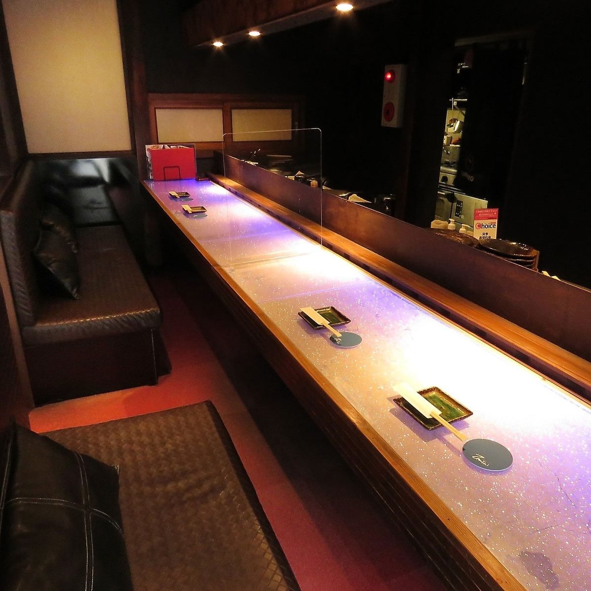 There is a pure Japanese style complete private room.Let's get excited with the individual serving course ♪