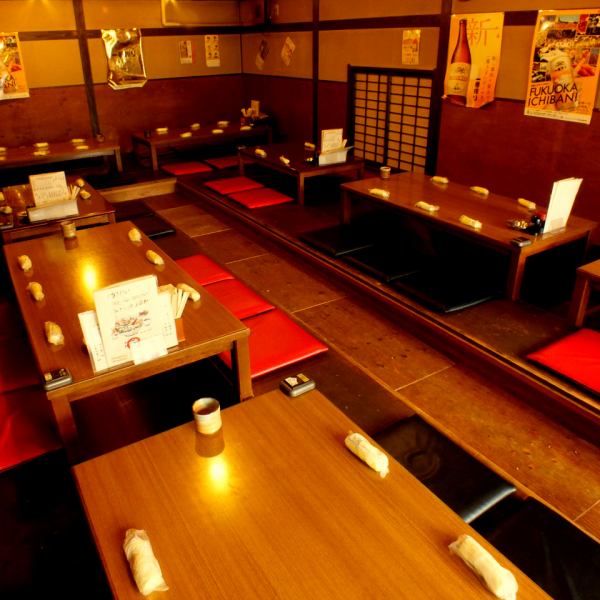 Odori Zashiki，最多可容纳50人，非常适合举办宴会！周末是受欢迎的座位，对于预订至关重要。
