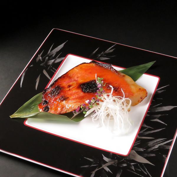 こだわりの魚料理！金目鯛の西京焼き