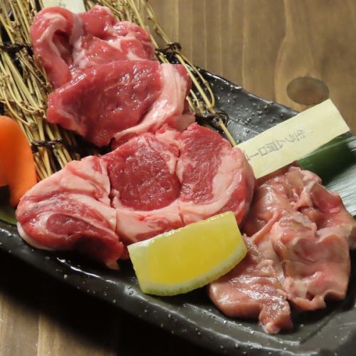 迷ったらこれ◎ラム肩肉3種食べ比べセット