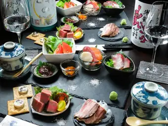 【プレミアム日本酒も飲み放題OK】じっくり150分プレミアム飲み放題付 料理7品8,800円