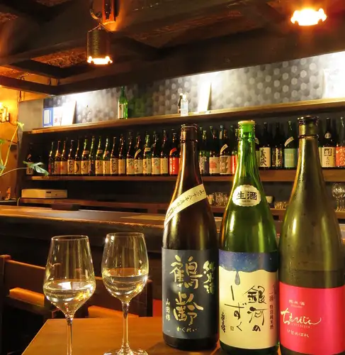日本酒は常時約50種