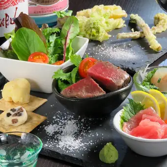 【日本酒が飲み放題★】まったり150分飲み放題付 本格おつまみ料理7品7,150円