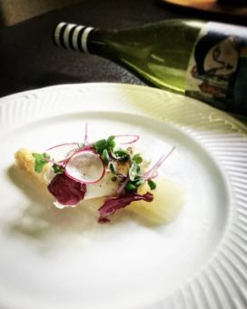 (ランチ、ディナーで利用可)　週末の和牛希少部位と近江旬菜コース【賛美】-sanbi-