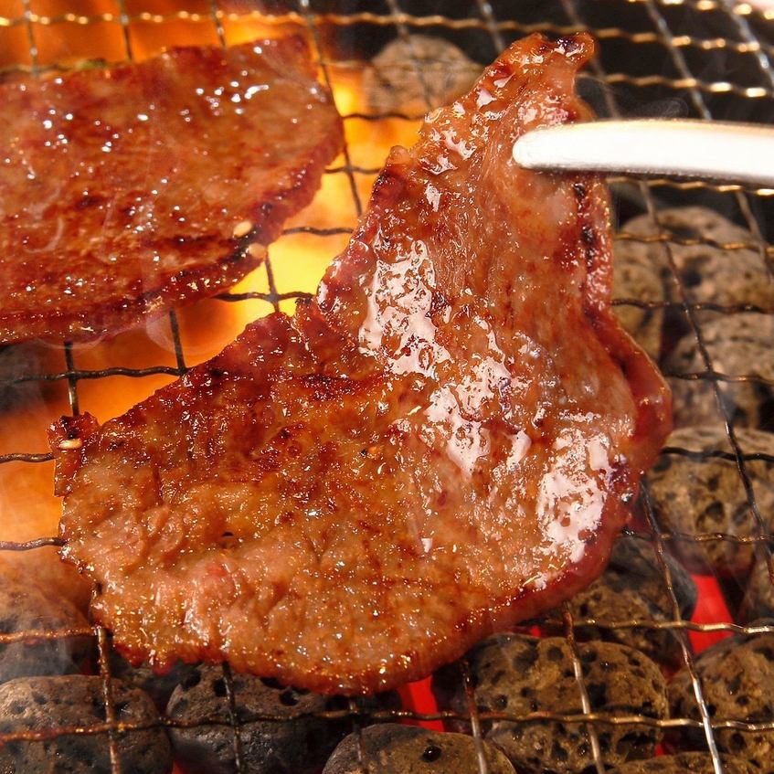 【焼肉本丸】店主厳選！上質空間で厳選された極上和牛をリーズナブルにご堪能あれ！