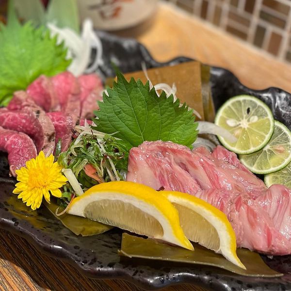 Banquet at the ramp! We offer a variety of courses including all-you-can-drink, including charcoal-grilled Wagyu beef and domestic beef, Yamato chicken sashimi, meat sushi, and more!